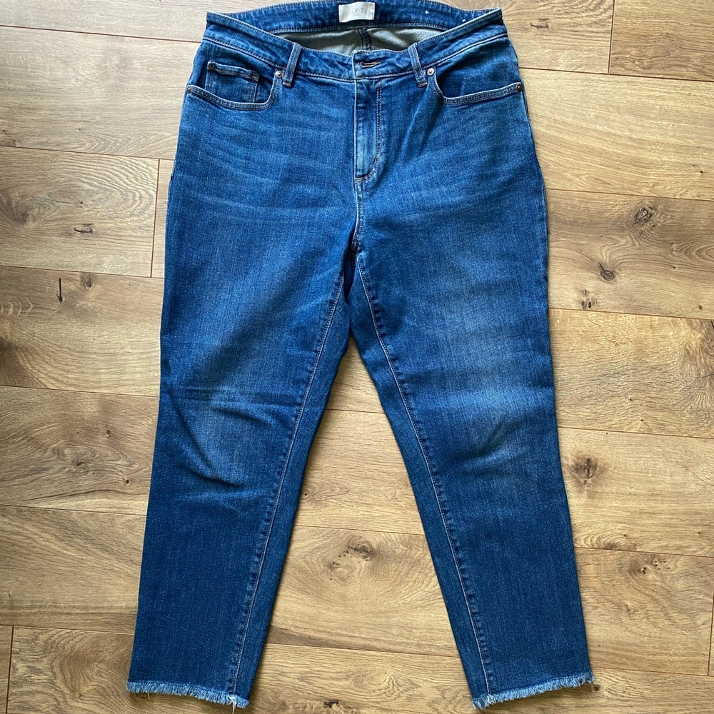 Loft Curvy Skinny Crop Frayed Hem Jeans